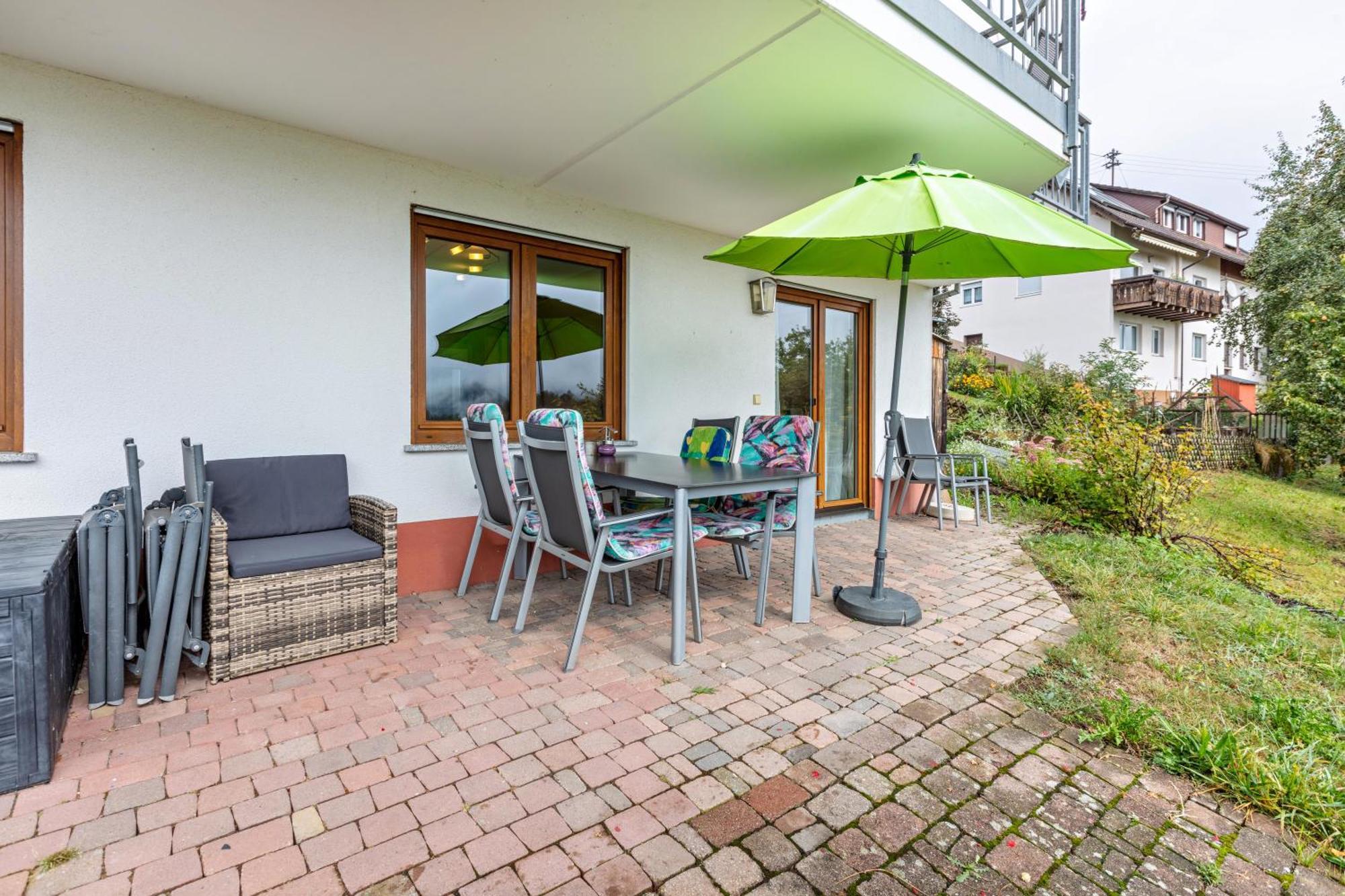 Haus Landblick Apartamento Zell im Wiesenthal Exterior foto
